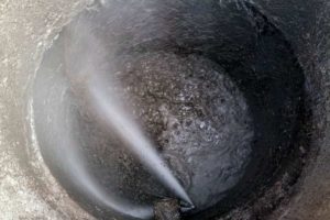 Krtkovanie vysokotlakové - hydročistenie Krtkovanie vysokotlakové - hydročistenie