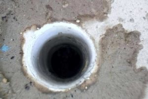Kanalizačné potrubie po krtkovaním Kanalizačné potrubie po krtkovaním
